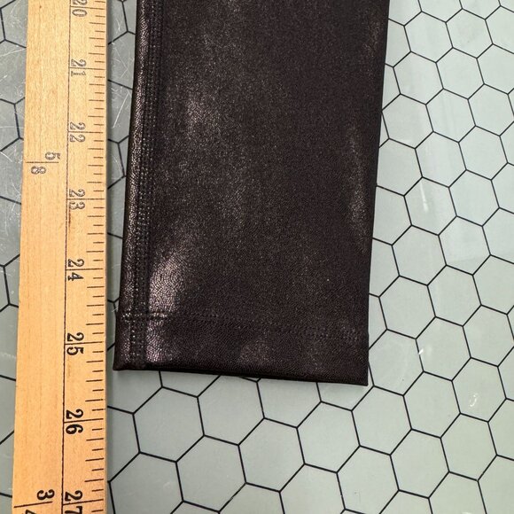 BARRYS FIT High Waist Speed Tight Womens M Shiny Foil Black Cropped Leggings $98 - Picture 6 of 8